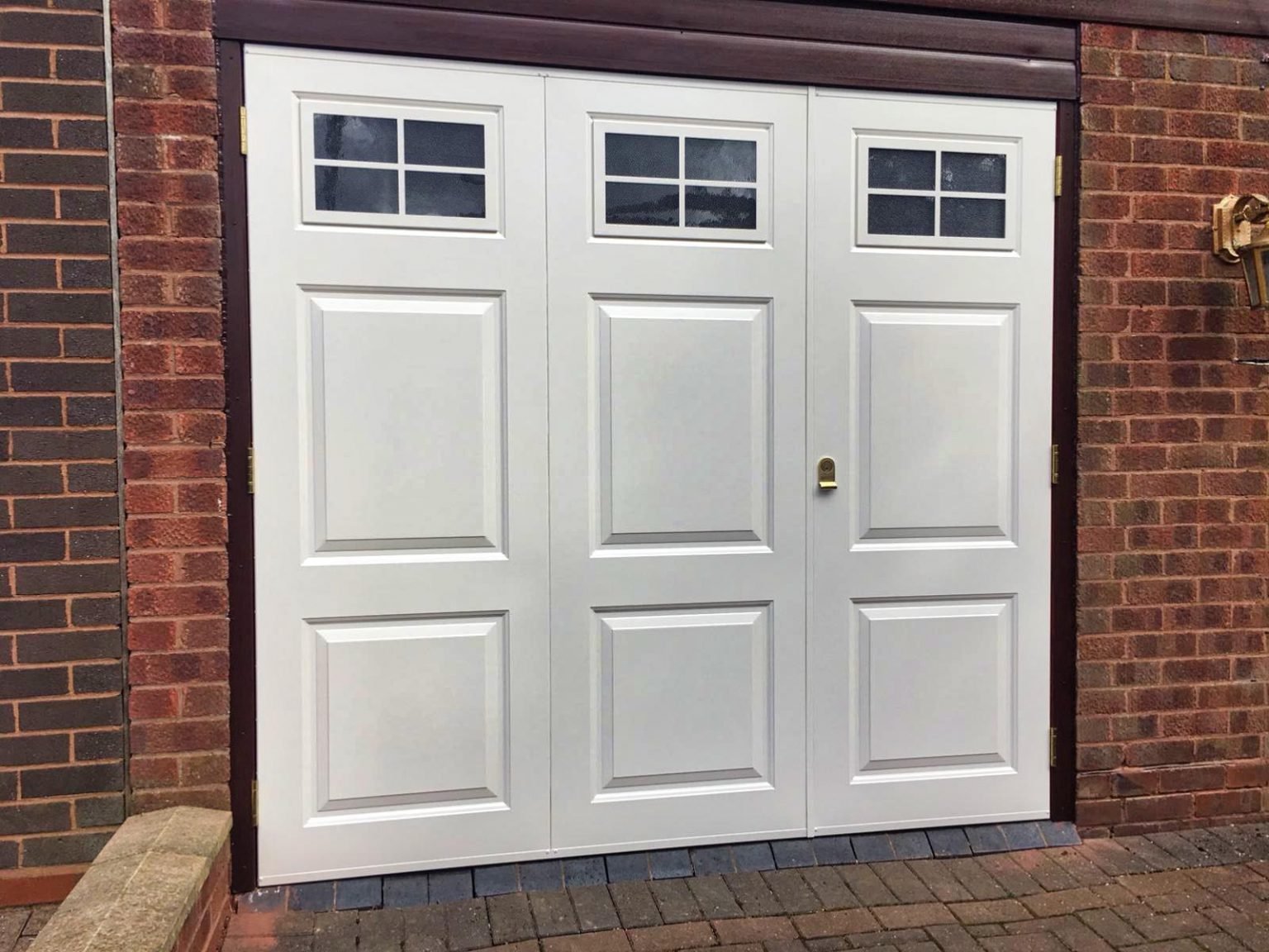 Contact - Elite Garage Doors